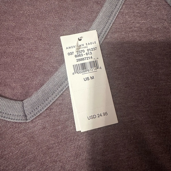 American Eagle Casual V-Neck Two-Tone Women's Top - Picture 3 of 5